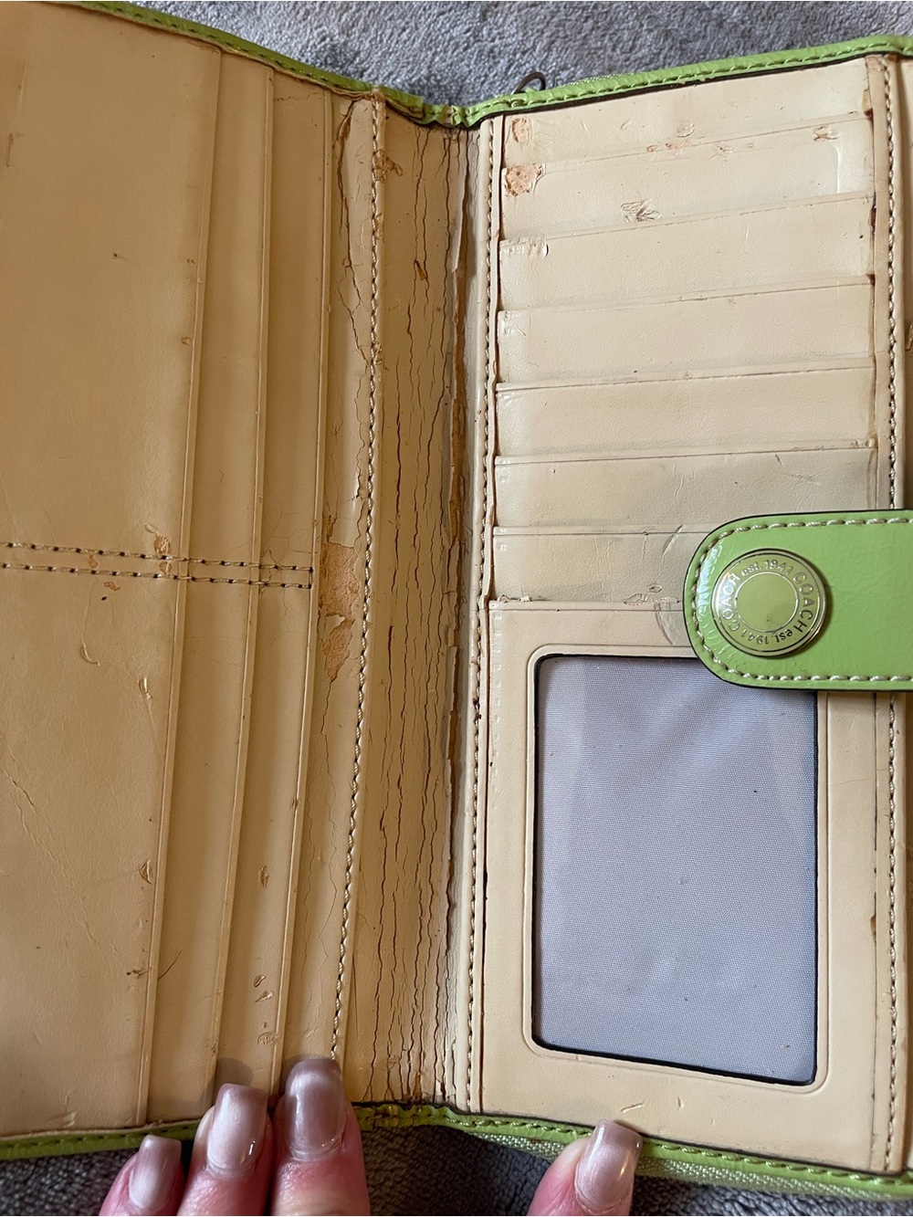 Coach Beige Signature Wallet with Lime Trim -Damaged - Picture 6 of 7